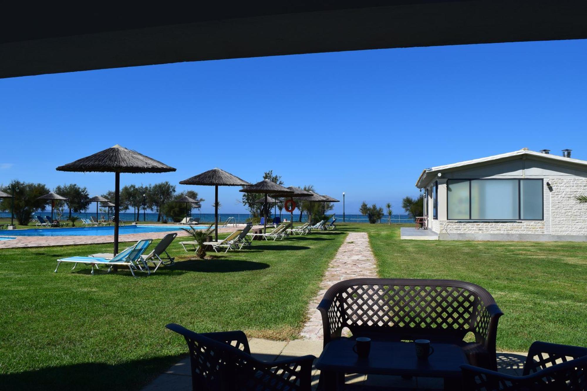 S&C Kosmos Beach Resort Roda  Exterior photo